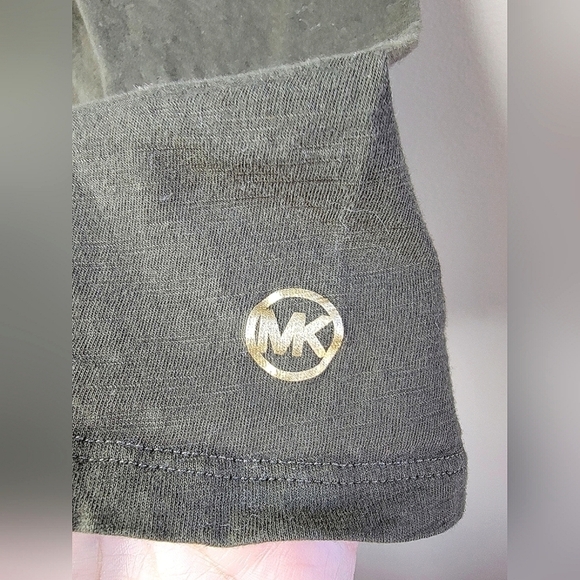 Women's Michael Kors Army Green Tie Sleeve Crewneck tee, Size Medium - Picture 4 of 4